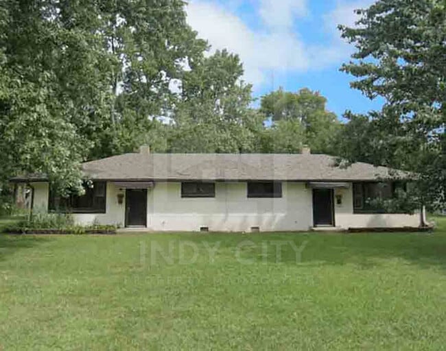 Building Photo - 2434 E Bradbury Ave Rental