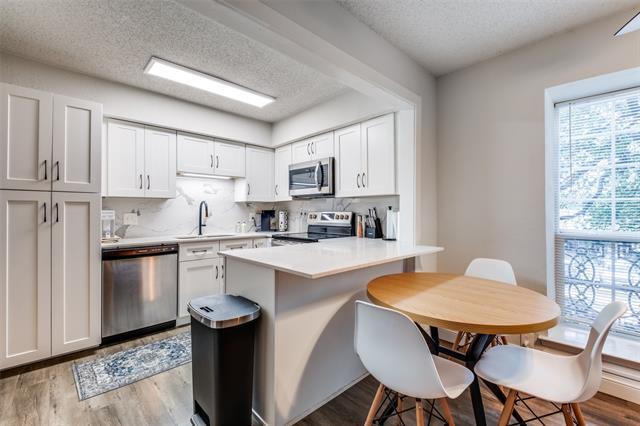 Photo - 5214 Fleetwood Oaks Ave Unit 206