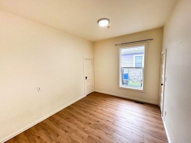 Photo - 19th - GPM351N-4 Unit House