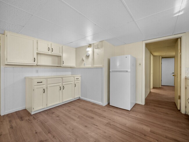 Photo - 319 S 6th St