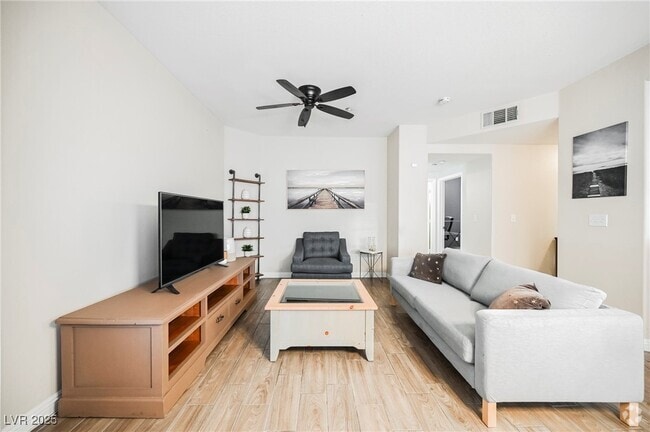 Building Photo - 833 Aspen Peak Loop Unit 2216 Rental