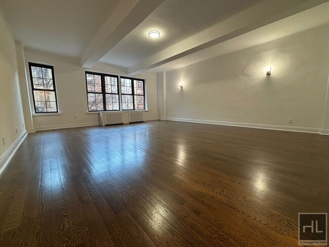 Building Photo - WEST 73 STREET Unit 4B