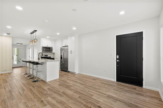 Photo - 4518 Roland Ave Townhome