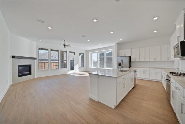 Photo - 1505 Adams Dr