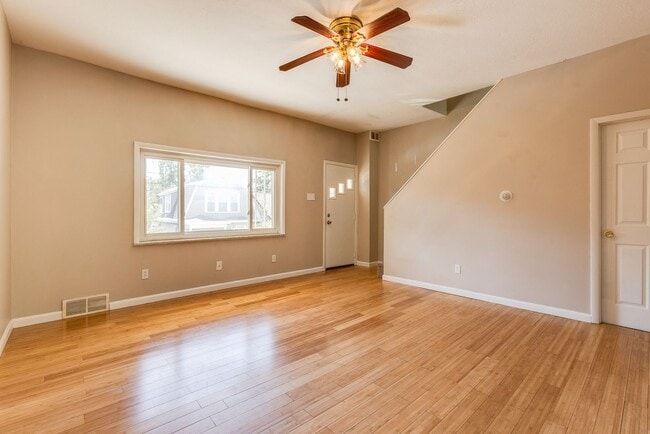 Photo - 224 Seward St