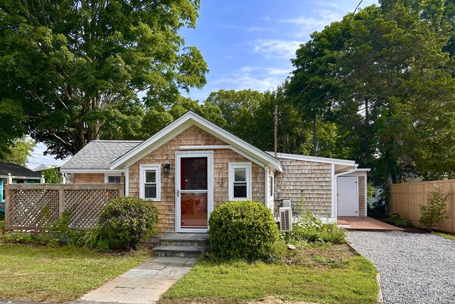 Building Photo - 6-5 5th St