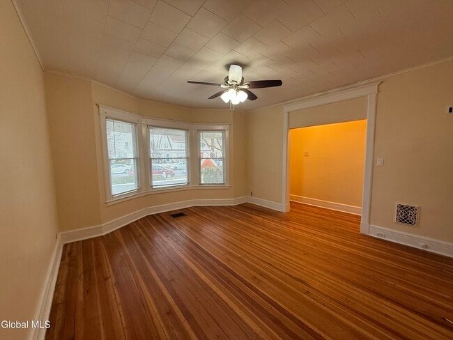 Photo - 278 Manning Blvd Unit 1