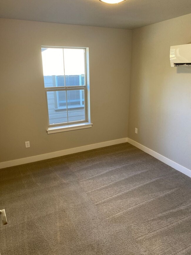 Building Photo - 20140 Reed Ln Unit 2 Rental