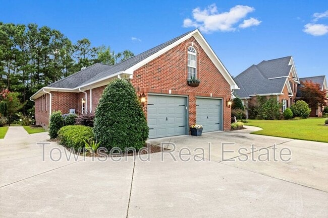 Photo - 329 W Summerchase Dr