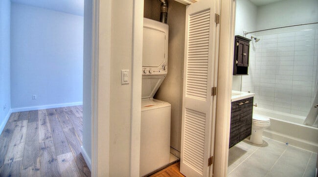 Photo - 1375 Minna St