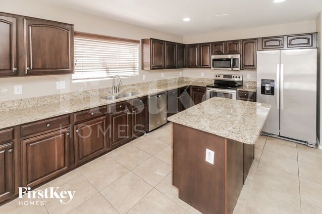 Photo - 40133 W Sanders Way