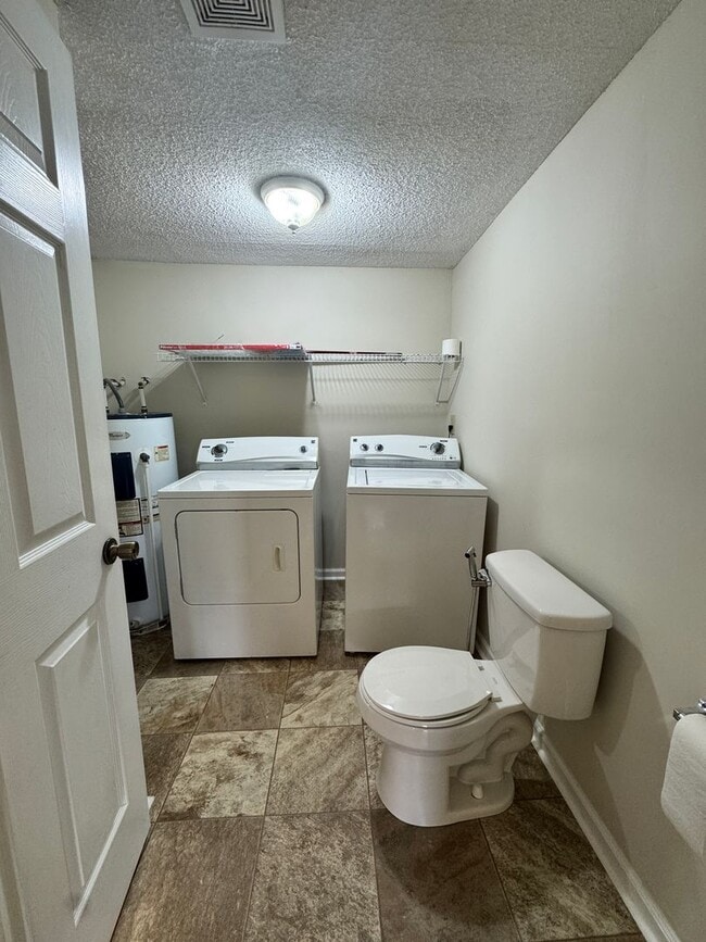 Photo - 1103 Onslow Pines Rd