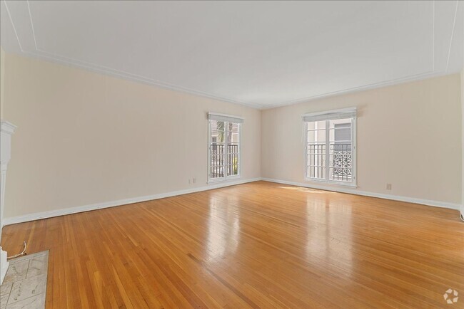 Building Photo - 335 N Genesee Ave Unit 335.5 Rental