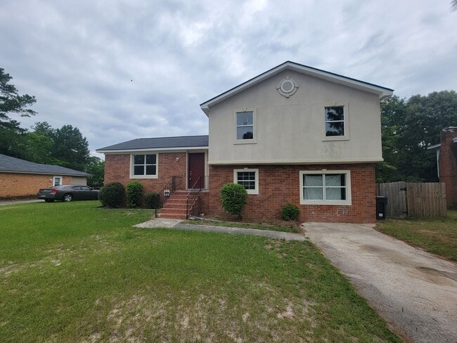 Building Photo - 3513 Wyevale Dr