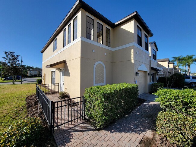 Photo - 2223 Seven Oaks Dr