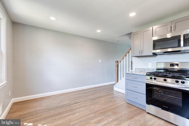 Photo - 633 Lucia Ave