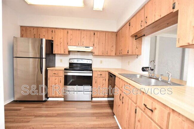 Photo - 2251 9th St SE