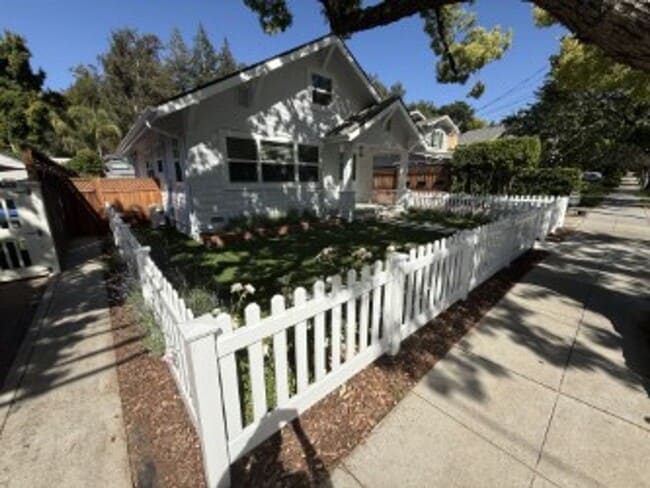 Photo - 111 Loma Alta Ave Unidad A
