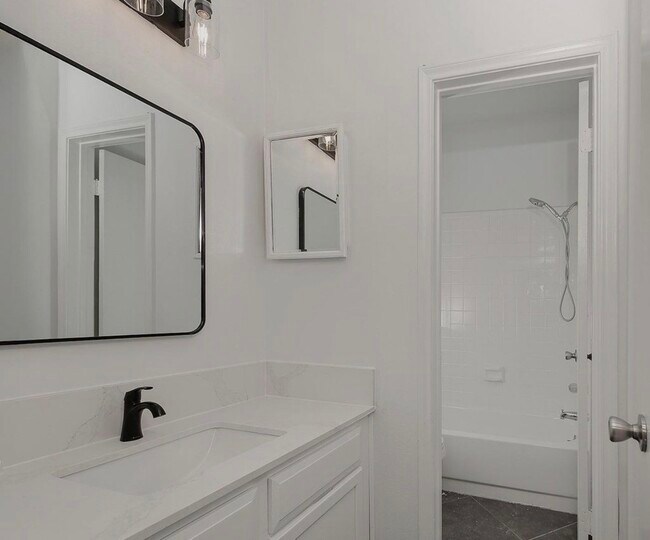 Photo - 3500 Tangle Brush Dr Unit 177