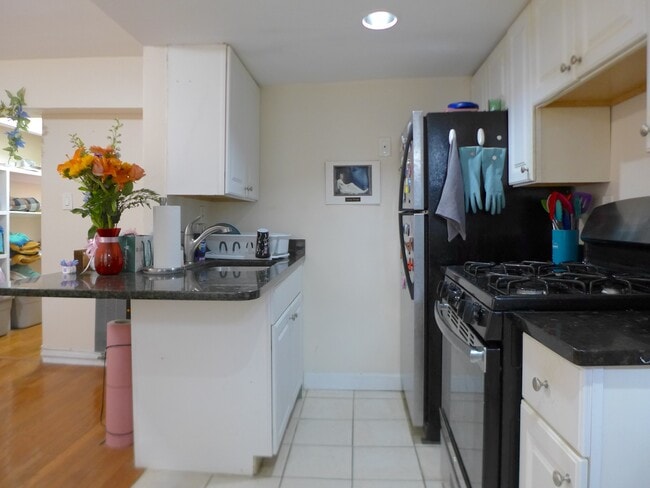 Photo - 36 Delle Ave