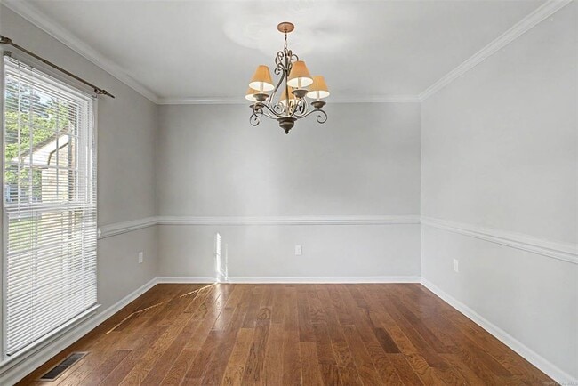 Photo - 128 Stone Lake Ct