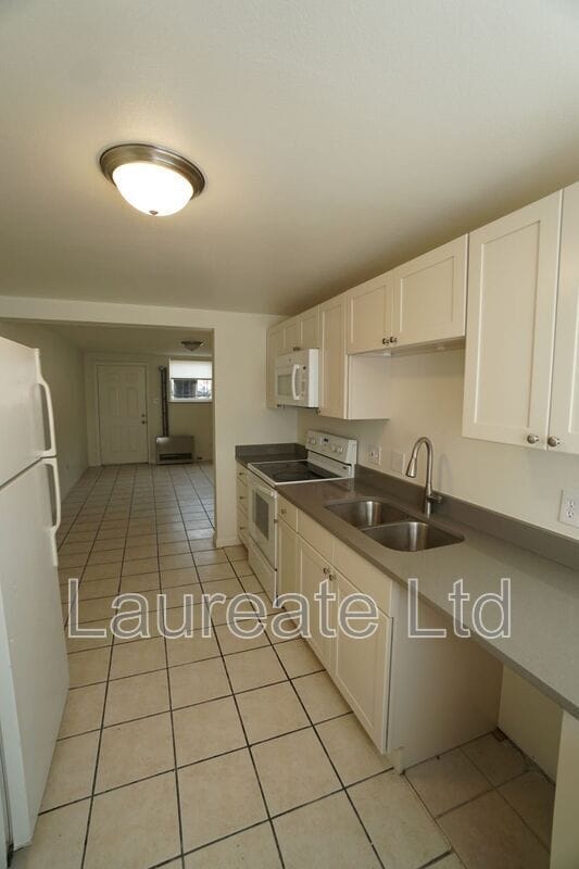 Photo - 1118 Rosemary St Unit #3
