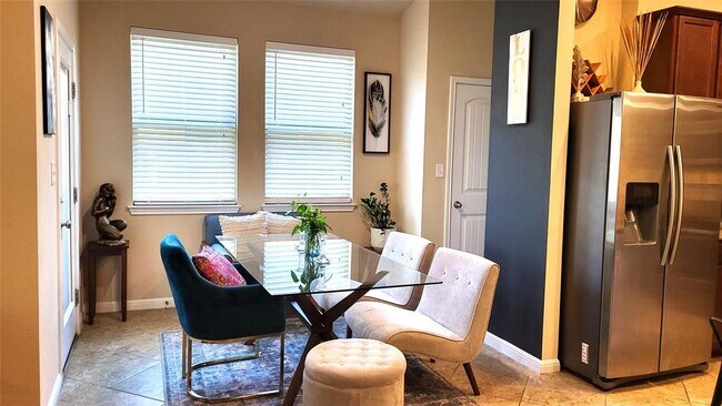 413 Anacua Loop