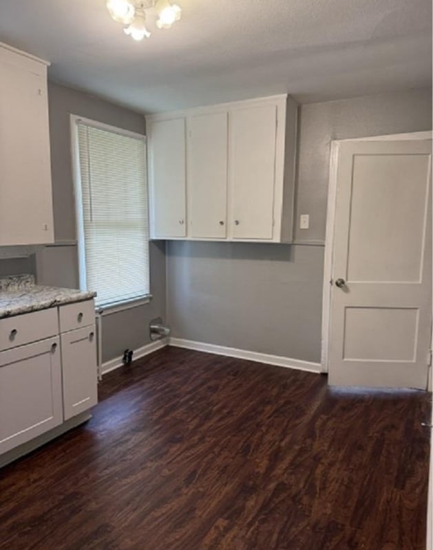 Photo - 4242 Gurney St