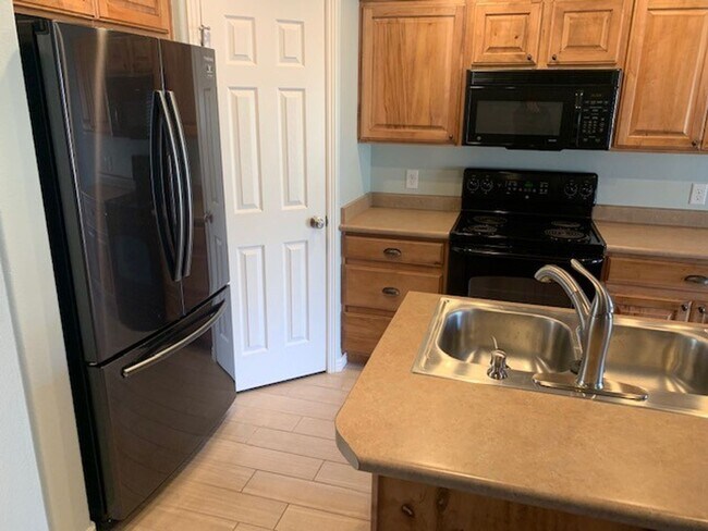 Photo - Cute Hidden Valley Townhome!