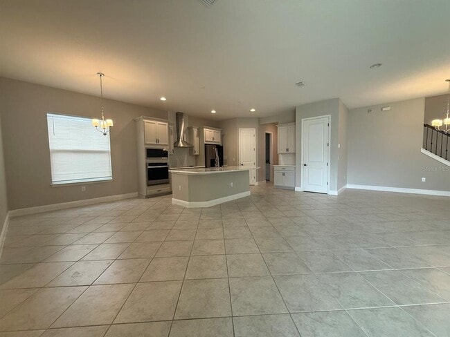 Photo - 19071 Blueleaf St