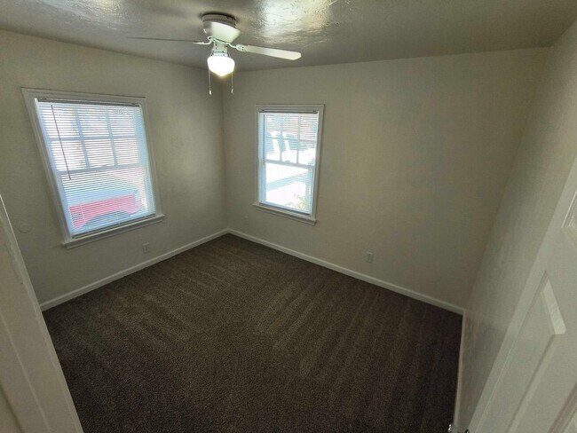 Photo - 223 Wilson Ave Unit 1