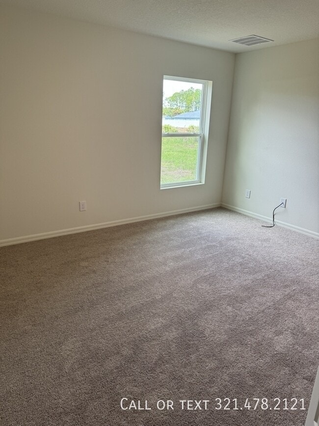 Photo - 1568 Seeley Cir NW