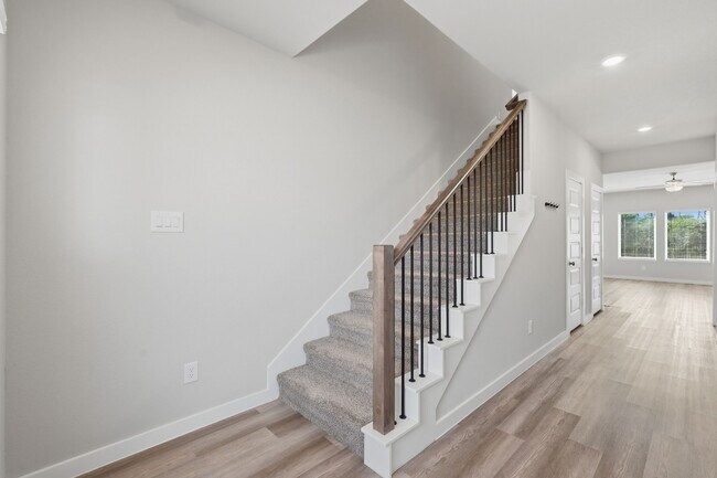 Photo - 17430 Rosette Grass Dr