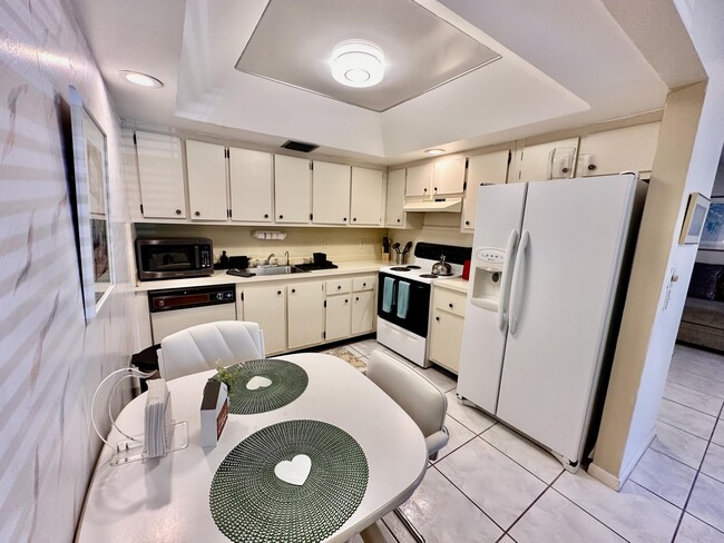 Photo - 1805 Eleuthera Point Unit D1