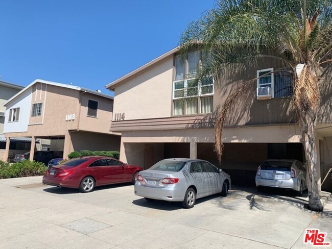 Photo - 1114 S Sherbourne Dr Unidad 4 Rental