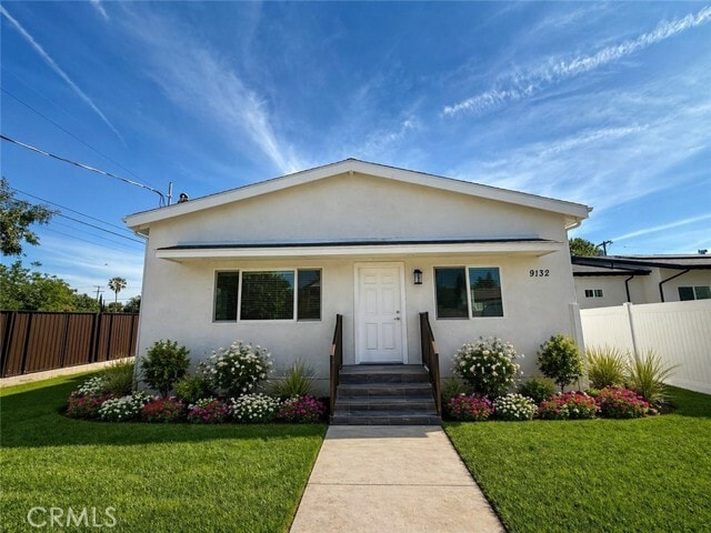 Photo - 9132 Balcom Ave