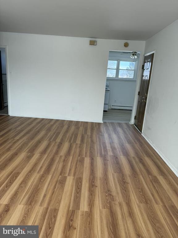 Photo - 219 W 6th St