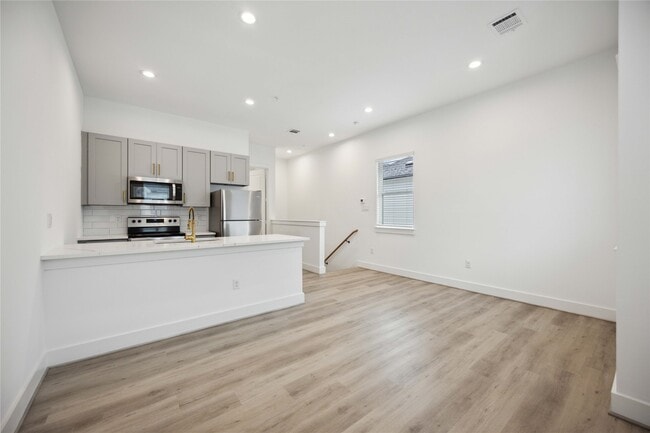 Building Photo - 4613 Indie Hts Ln