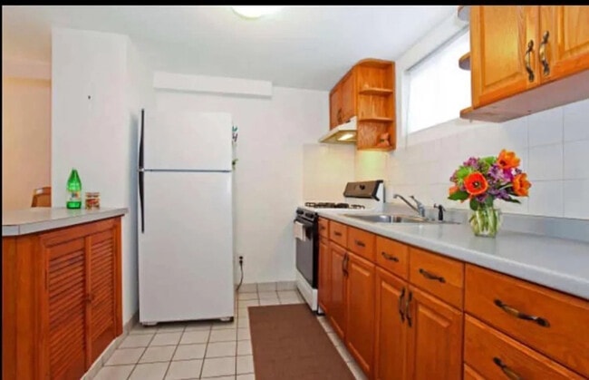 Photo - 173 Cook Ave