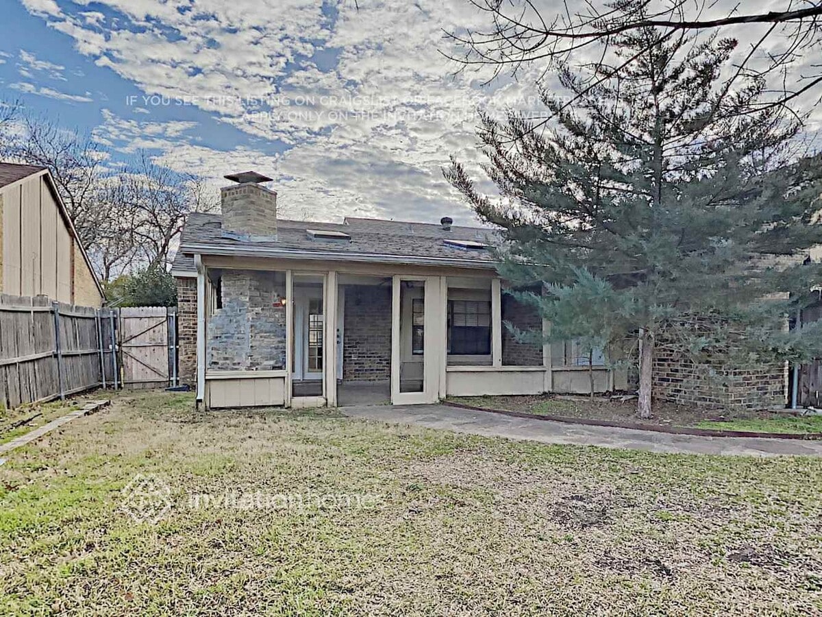 Photo - 419 Timberbend Trail