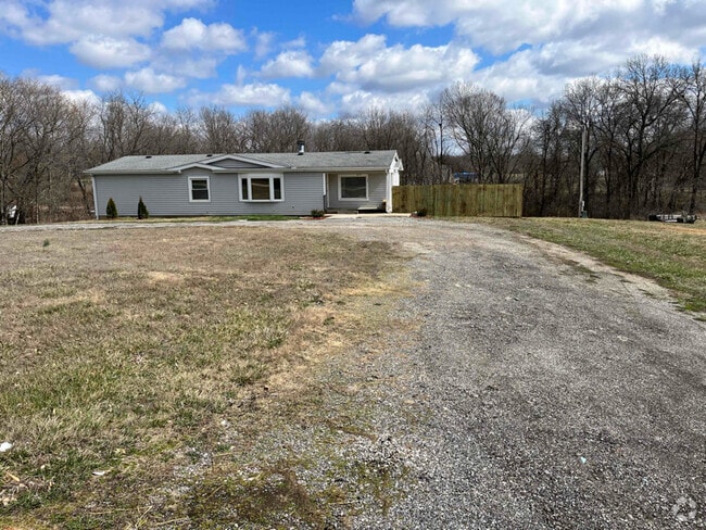 Building Photo - 203 N Devasher Rd Rental