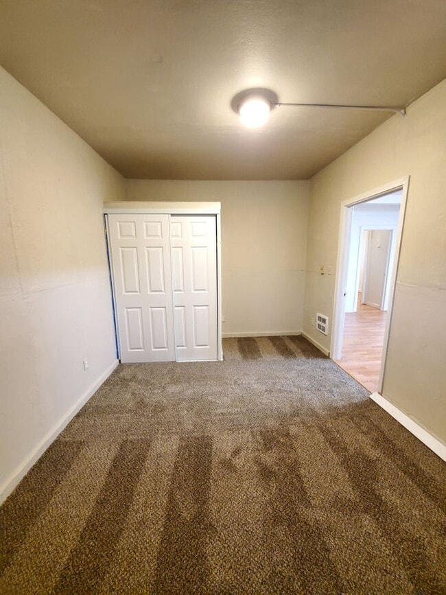 Photo - 2 Bedroom for Rent in Warden