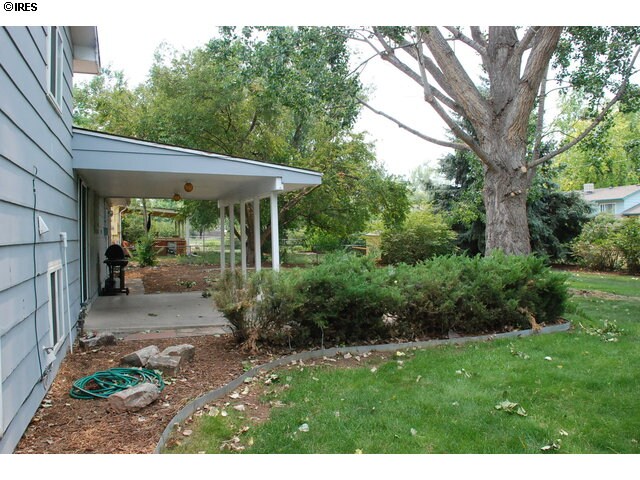 Photo - 1305 Briarwood Rd