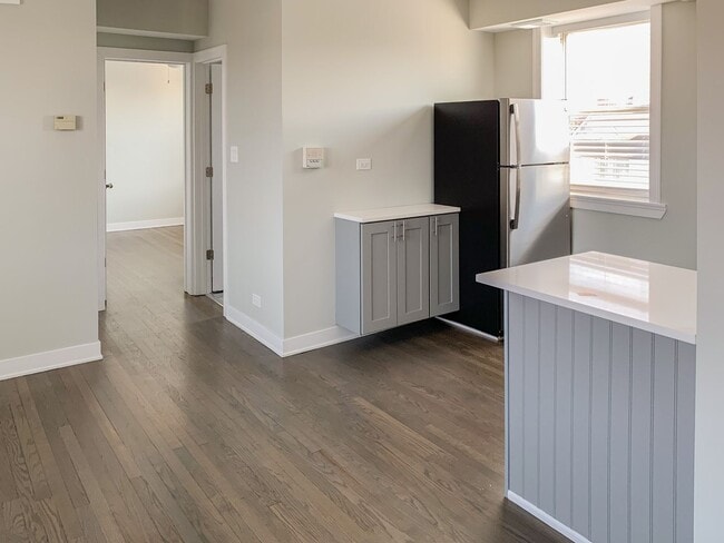 Photo - 3620 N Marshfield Ave Apartment Unit 3A
