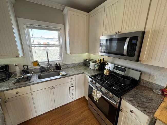 Photo - 183 River St Unidad 3