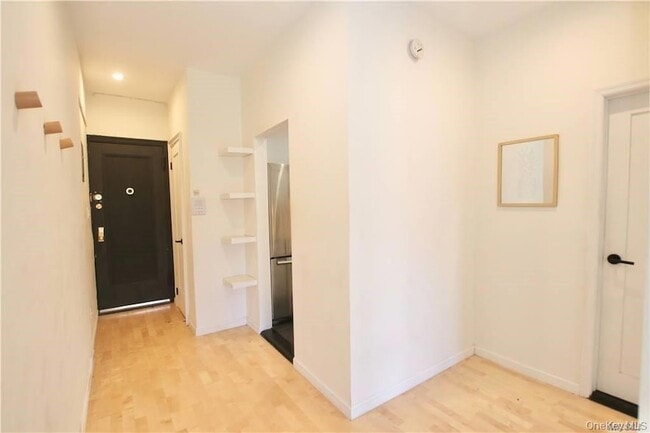 Photo - 43-33 48th St Unidad 6D