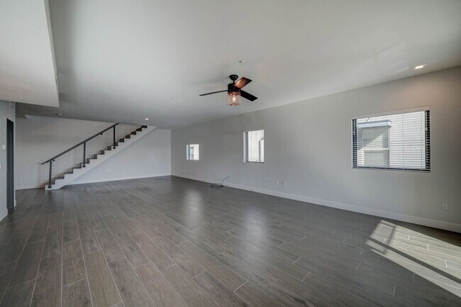 Photo - 504 E Roosevelt St Unidad 1103