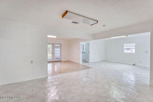 Photo - House for Rent