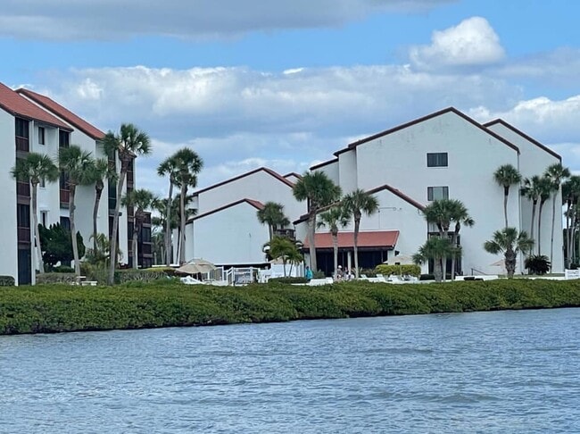 Photo - 1628 Stickney Point Rd Condo
