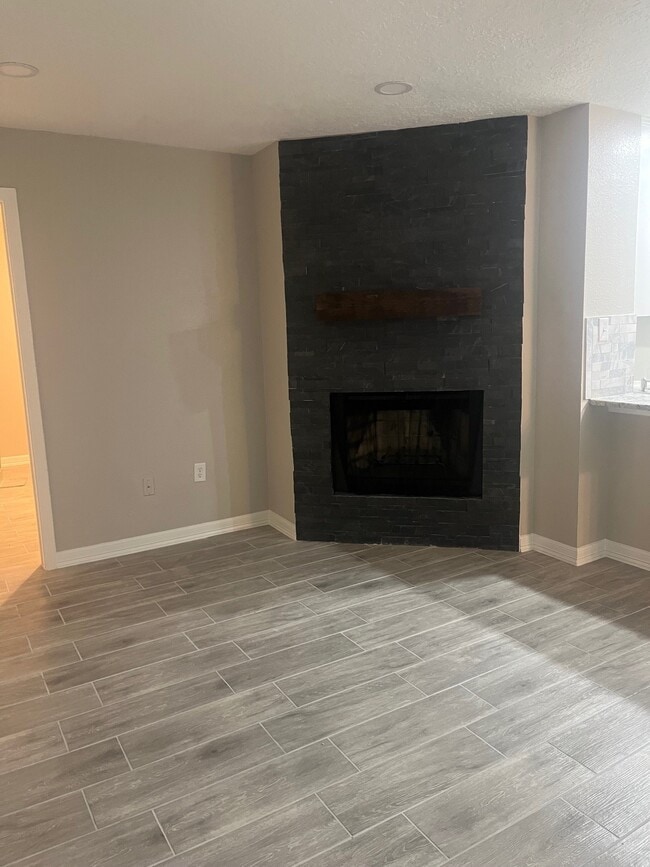 Photo - 260 El Dorado Blvd Unidad 1610